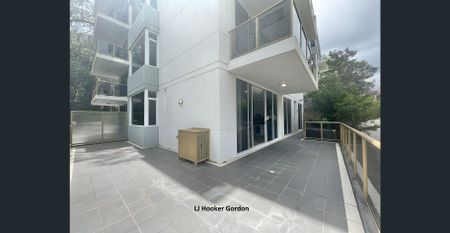 Convenient Home close to School and Train - Photo 5