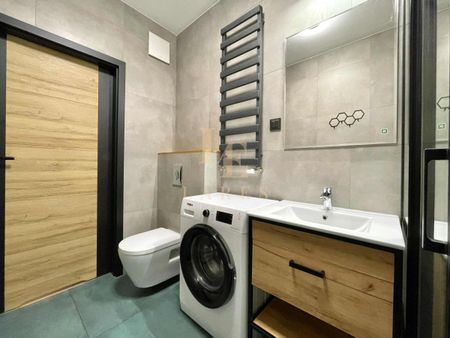 Nowoczesne mieszkanie przy metrze | Balkon - Фото 4