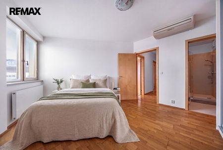 Pronájem bytu 4+kk v osobním vlastnictví 116 m², Praha 3 - Žižkov - Photo 5