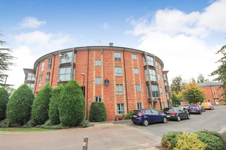 2 bedroom flat to rent - Photo 2