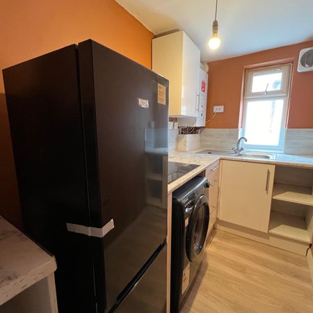 Keats Way, West Drayton - Photo 3