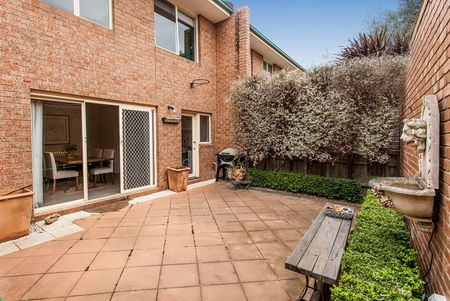 11 Sugarloaf Close - Photo 3