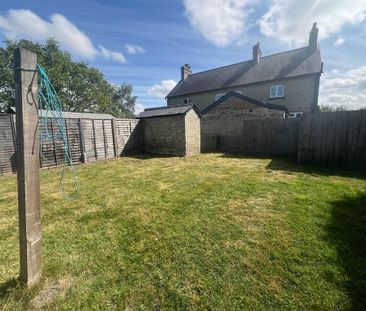 3 bedroom terraced house to rent - Photo 4