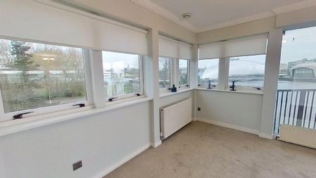 5 bedroom flat to rent - Photo 2