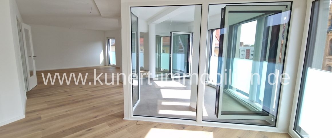 Attraktive 4-Zi-Whg (Neubau) im Stadtzentrum mit Fahrstuhl,Balkon + Wintergarten ... - Foto 1