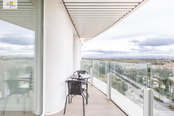 Apartamento de alquiler en Avenida Corts Valencianes, Sant Pau - Photo 1