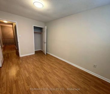 Detached Home For Lease | N8106910 - Photo 4