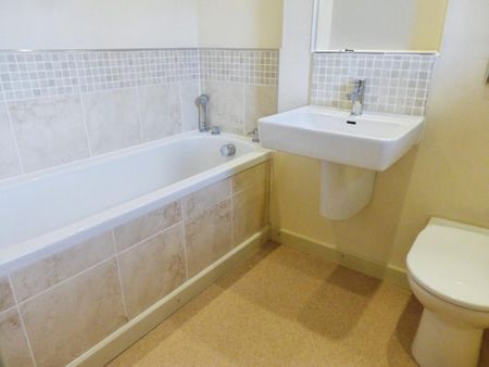 2 bedroom apartment to rent - Photo 2