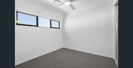 BOLD, BEAUTIFUL AND ELEGANT, BRAND NEW 4 BEDROOM WITH SKYLINE VIEWS AVAILABLE SOON!! - Photo 4