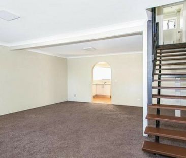 Affordable Townhouse Living in Nerang - Photo 2