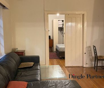 Charming Fully Furnished 1-Bedroom Apartment Moments from Fitzroy G... - Photo 6