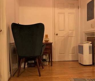 ✨ 1-Bedroom Basement Apartment for Rent in a Great Neighborhood! ✨ - Photo 4