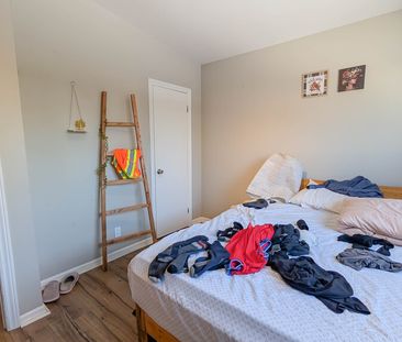 319 Bunting Rd, St. Catharines - Main floor Unit - Photo 5