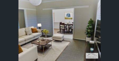 Three Bedroom Spacious Unit - Photo 5
