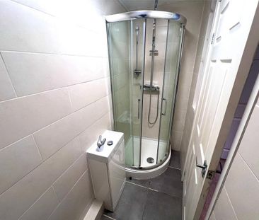 1 bedroom in a house share to rent - Photo 6