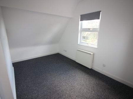 Derby Lodge, Leamington Spa, CV32 - Photo 3