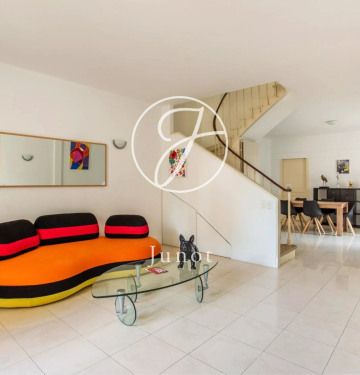 Maison • Côté Croissy - Photo 2