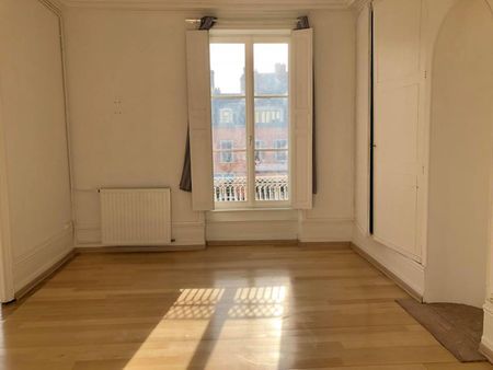 T4 avec 2 chambres - refait à neuf - Photo 4