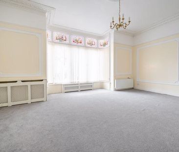 3 bedroom apartment to rent - Photo 1