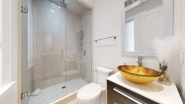 For Lease - 49 Harding Boulevard, Richmond Hill, Ontario - Photo 1