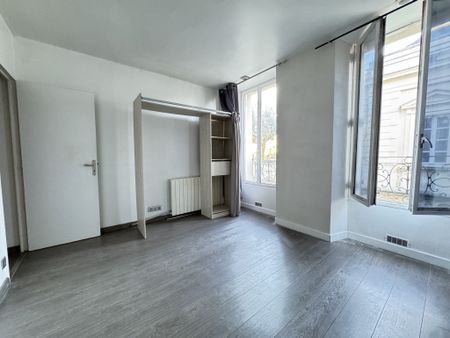 À louer – Charmant 2 pièces en centre-ville d’Arpajon avec cave - Photo 2