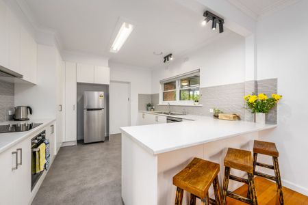 Renovated Beauty in Prime Location! - Photo 3