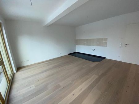 Wunderschöne 4-Zimmer-Wohnung im Neubau mit PARKETT/FuboHeizung und Balkon! - Photo 2