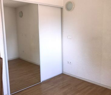 Location Appartement 3 pièces 47m² CHATEAUNEUF SUR ISERE 26300 - Photo 2