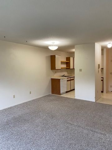 Rutherford Manor - 6 - Photo 4