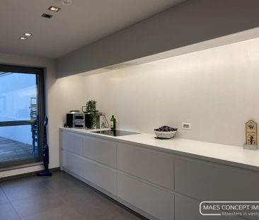Stijlvol ingericht appartement te huur nabij centrum Anzegem - Photo 3