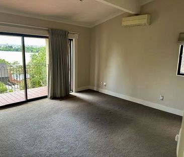 Absolute Executive Home - Photo 6