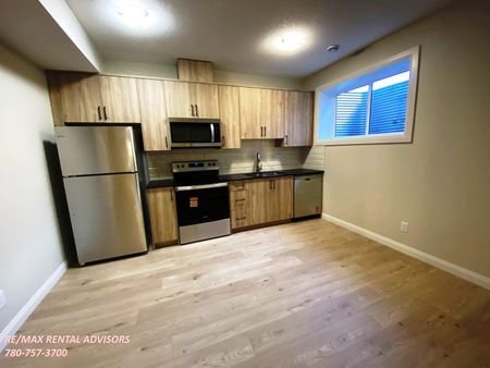 BSMT 5403 Parc Reunis Way - Photo 2