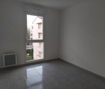 location Appartement T2 DE 41.18m² À MARSEILLE - Photo 3