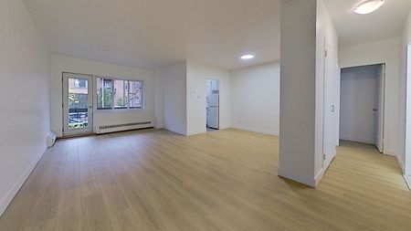 2400 Van Horne Street - Photo 4