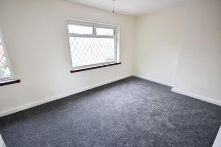 2 bedroom semi-detached house to rent - Photo 3