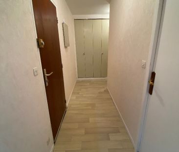 Location Appartement 2 pièces 48m² - Photo 2