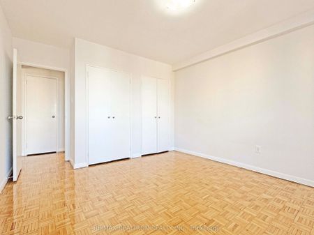 276 St George Street #710 - Photo 2