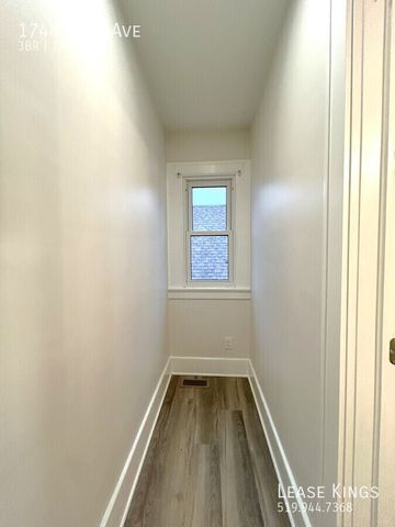 1748 Hall Avenue - Photo 5