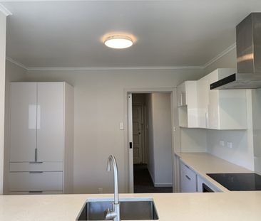 90 Matipo Road, Te Atatu Peninsula, Auckland - Photo 1