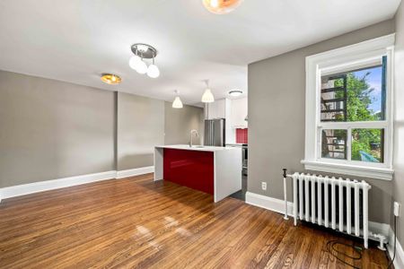 For Lease - 251 High Park Avenue Unit# Main Floor, Toronto, Ontario - Photo 4