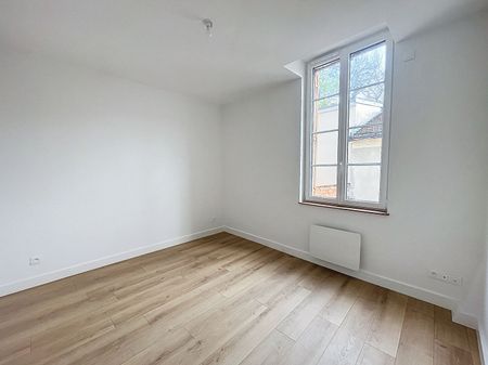 Appartement à louer - REIMS / RUE DE VENISE - Photo 4