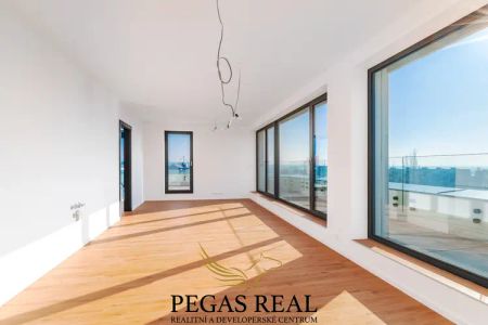 Pronájem luxusního bytu 3+kk se šatnou 82,7 m - Photo 2
