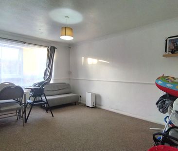 Gainsborough Road, Hayes - Photo 1