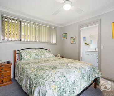 Peaceful 3 Bedroom Villa in a Convenient Locale - Photo 6
