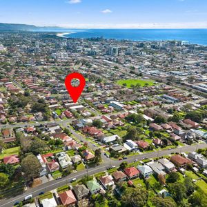 2 Bedroom Centrally Located Unit - Photo 3