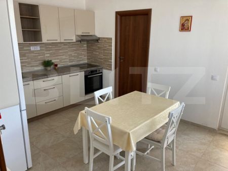 Casa pe parter, 2 dormitoare, 92 mp, teren 1250mp, zona Simn - Fotografie 5