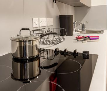 Studio to rent - Photo 6