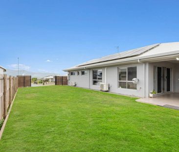 FANTASTIC NEW FAMILY HOME WITH MOUNTAIN VIEWS - Photo 5