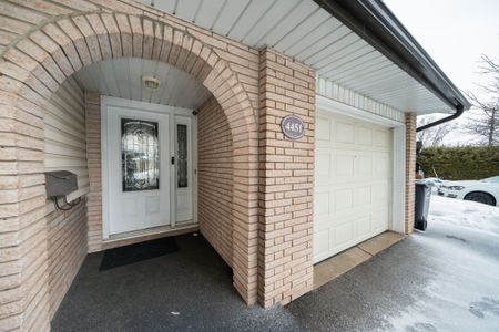 For Lease - 4451 Bennett Road, Burlington, Ontario - Photo 4