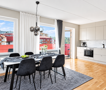 Stockholmsvägen, Täby - Photo 1